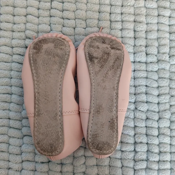 Freestyle Danskin Pink Ballet Shoes - Picture 2 of 5